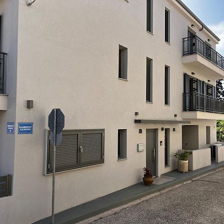 ארגוסטולי De Bosset Suites Kefalonia מראה חיצוני תמונה