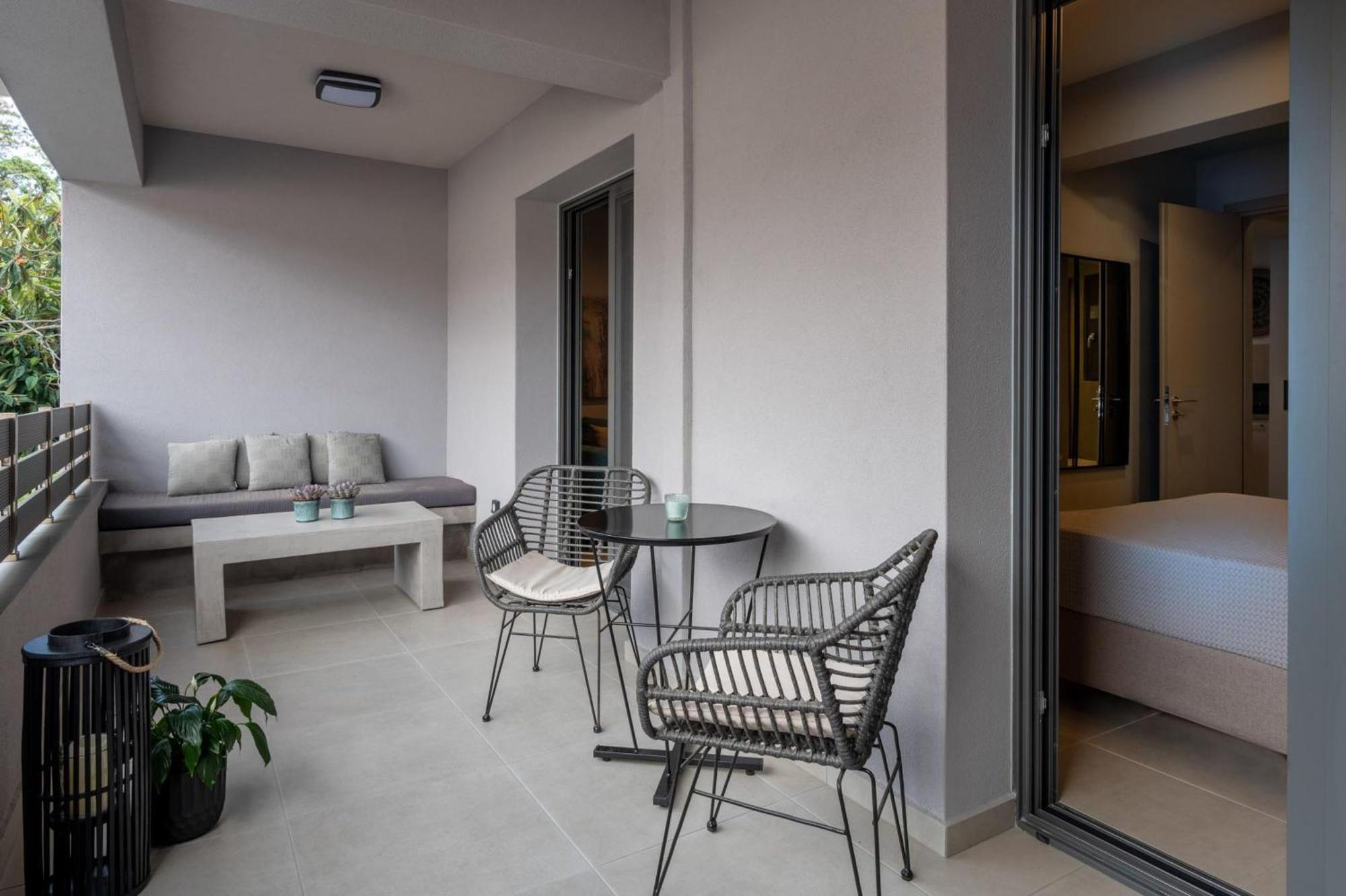 ארגוסטולי De Bosset Suites Kefalonia מראה חיצוני תמונה
