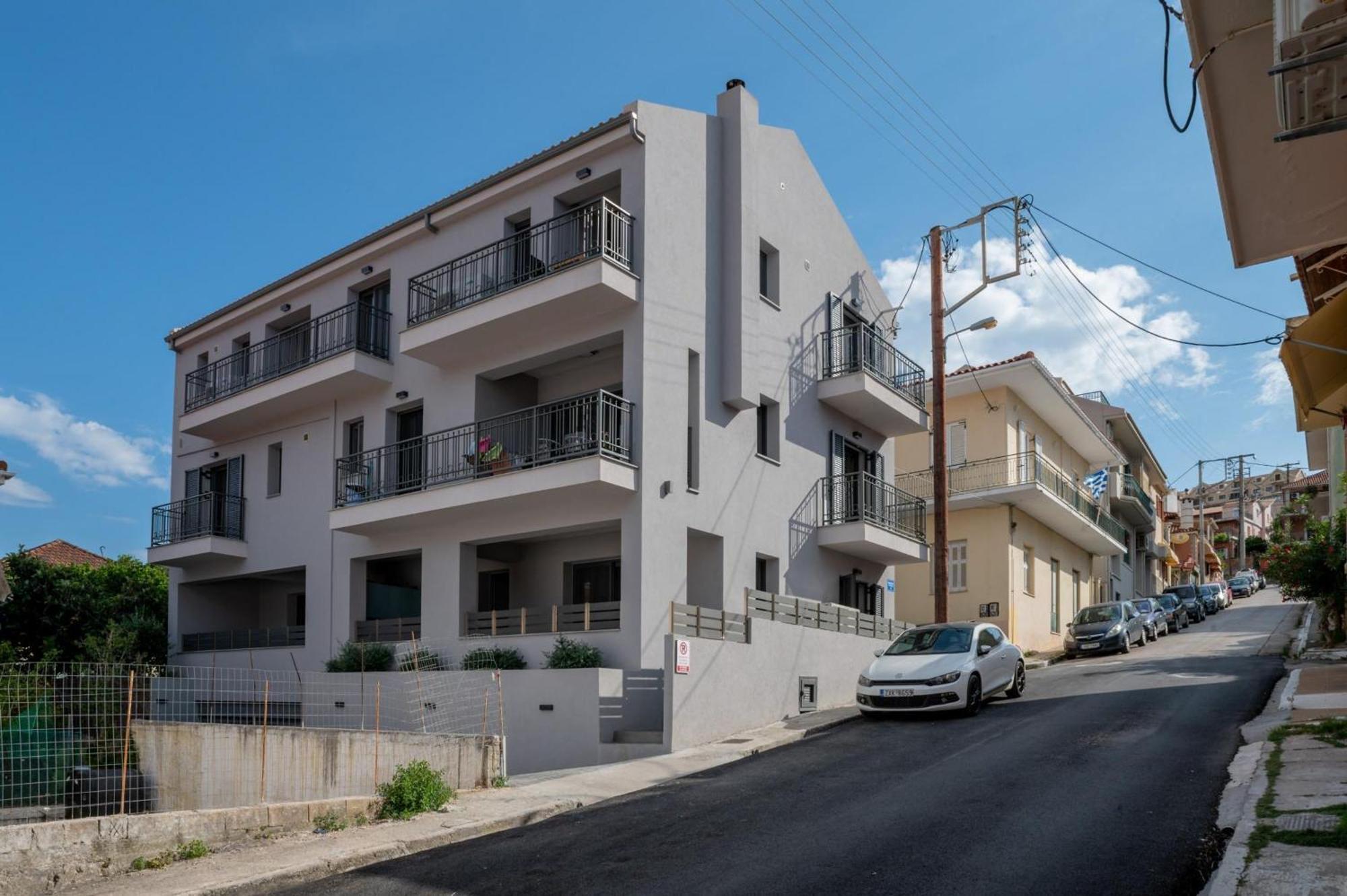 ארגוסטולי De Bosset Suites Kefalonia מראה חיצוני תמונה