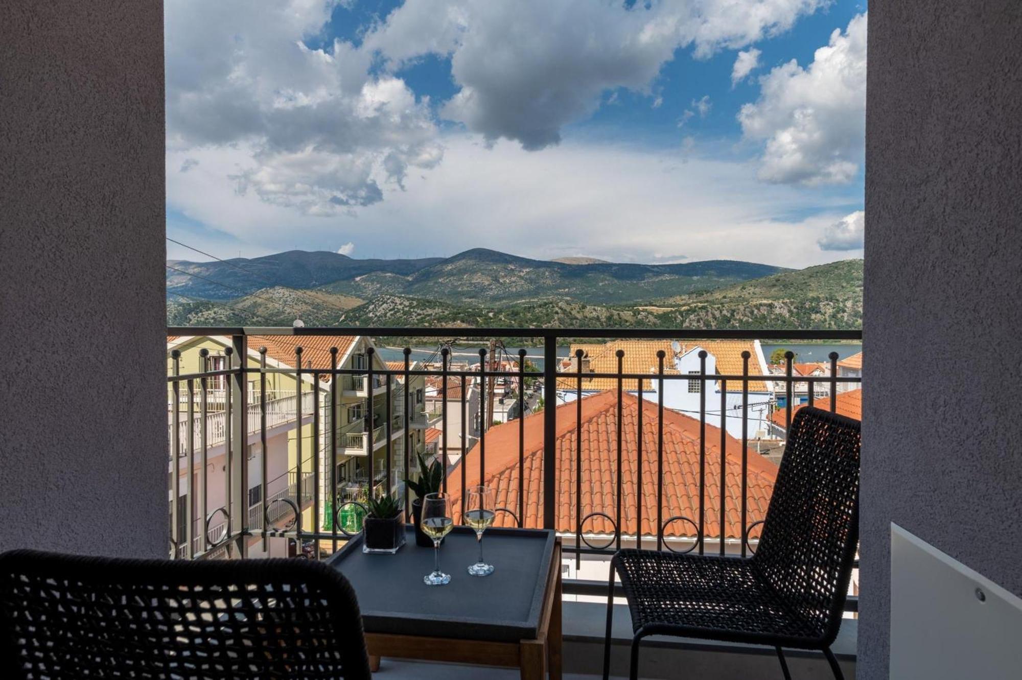 ארגוסטולי De Bosset Suites Kefalonia מראה חיצוני תמונה
